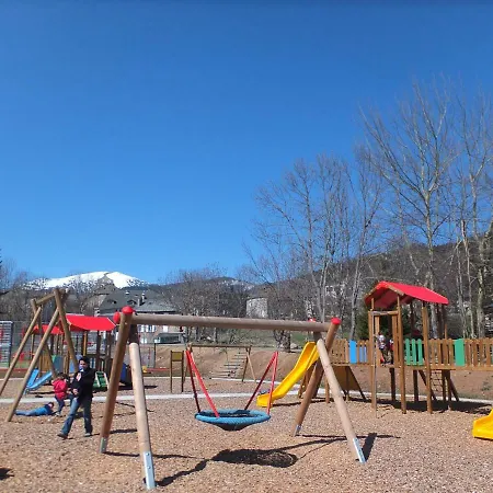 La Grange T2 Centre Jardin Wifi Formiguères