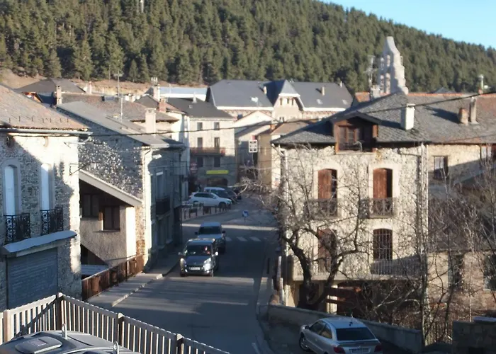 公寓 La Grange T2 Centre Jardin Wifi Formiguères